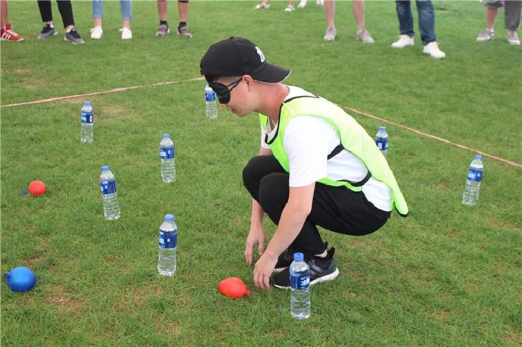 拓展訓練團隊游戲【地雷陣】 拓展訓練團隊游戲【地雷陣】